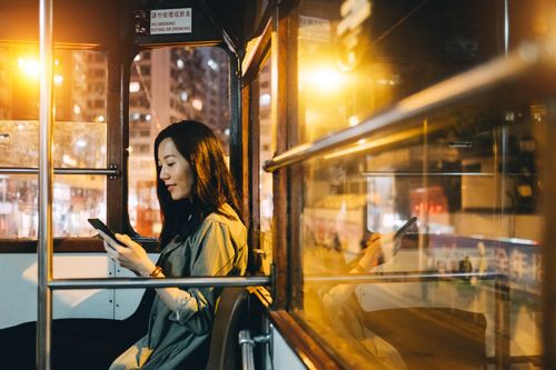 Booking.com unveils its first Global AI Sentiment Report